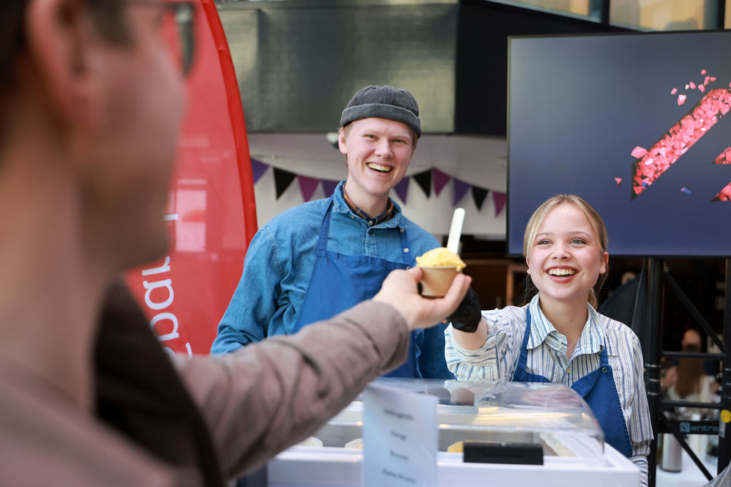 Sosial samling med iskrem